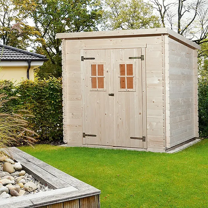 Weka Gartenhaus Milano II - Holz, Natur - Holzschuppen mit Doppeltür und kleinen Fenstern, ideal für die Gartenaufbewahrung. Das Gartenhaus steht auf einem grünen Rasen.