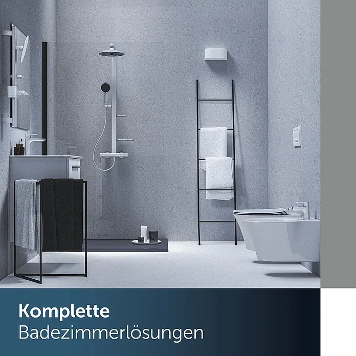 Ideal Standard Alu+ Bidetarmatur - Höhe: 140 mm, Silber - Modernes Badezimmer mit ebenerdiger Dusche, Wandwaschtisch, WC und Bidet sowie stilvollen Handtuchhaltern in neutralen Tönen.