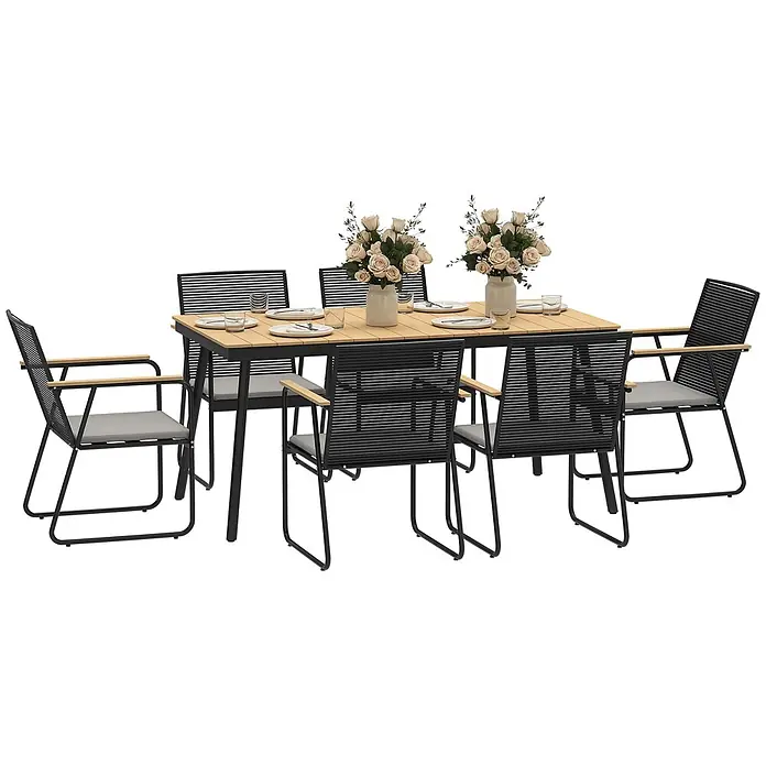 Outsunny Gartentisch-Set - Gesamtumfang: 7 -tlg., Metall, Holzwerkstoff, Polyester, Schaumstoff - Outdoor-Essgruppe mit hellem Holztisch und sechs schwarzen Stühlen mit grauen Kissen und Holzarmlehnen.