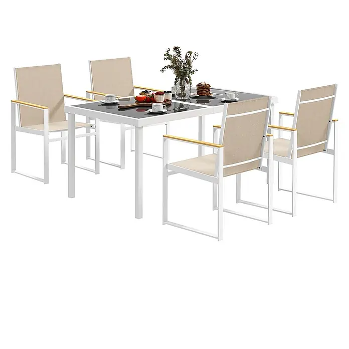 Outsunny Gartentisch-Set - Gesamtumfang: 5 -tlg., Stahl, Kunststoff, Polyester, Gehärtetes Glas - Weiße Aluminium-Outdoor-Essgruppe mit dunklem Glastisch und 4 beigefarbenen Stühlen mit Holzarmlehnen, zum Frühstück gedeckt.