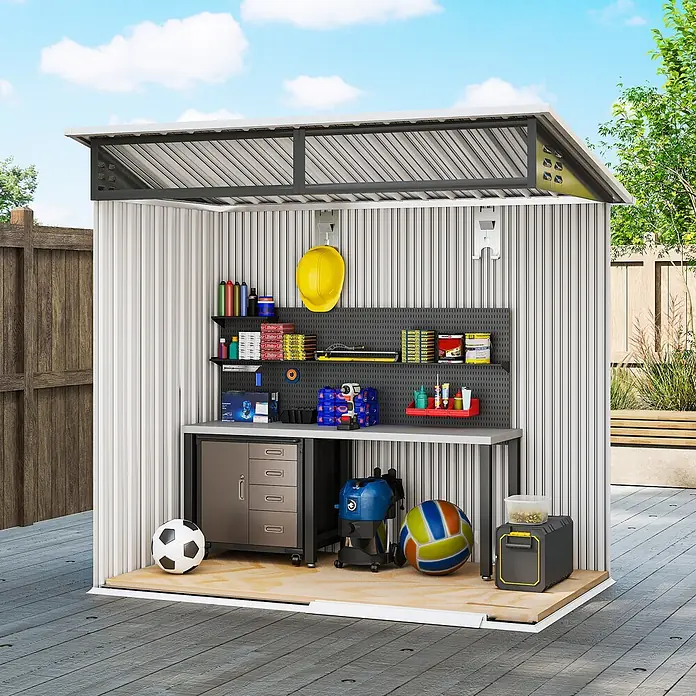 Outsunny Gerätehaus - Außenbreite inkl. Dachüberstand: 195 cm, Außentiefe inkl. Dachüberstand: 122 cm, Stahl, Dunkelgrau - Kompakter Metallgartenschuppen mit integrierter Werkbank und Stauraum, auf Holzterrasse.