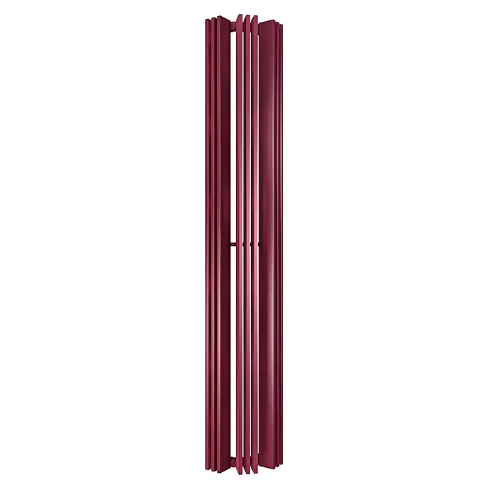 Admiral Designheizkörper Basel Vario - B x H: 330 x 1.800 mm, Wärmeleistung bei Vorlauftemperatur von 75 °C (D: 50): 1.038 W, Bordeaux - Eine Nahaufnahme eines vertikalen, burgunderroten Heizkörpers mit Lamellen. Er ist modern, schlank und sorgt für Wärme mit Stil.