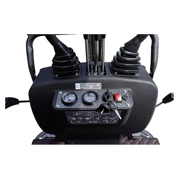 HZC Power Minibagger DKB941S - 7 kW, Diesel, Auslegerschwenkbereich: -60 ° - 60 ° - Schwarzes Bedienfeld mit Joysticks, Hebeln, Anzeigen und Zündung für einen Bagger.