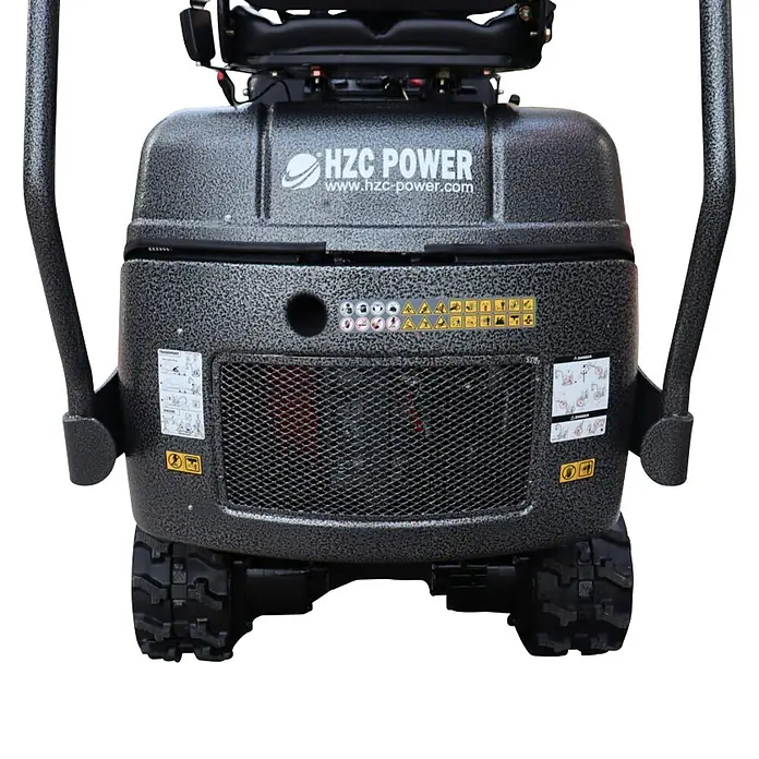HZC Power Minibagger DKB941S - 7 kW, Diesel, Auslegerschwenkbereich: -60 ° - 60 ° - Rückansicht einer kompakten, dunkelgrauen HZC POWER Maschine mit strukturierter Oberfläche, sichtbaren Profilreifen und Warnhinweisen.