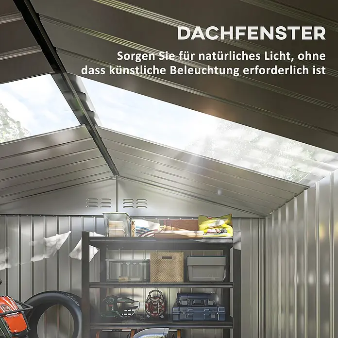 Outsunny Gerätehaus - Außenbreite inkl. Dachüberstand: 277 cm, Außentiefe inkl. Dachüberstand: 195 cm, Stahl, Grau - Ein Dachfenster beleuchtet mit natürlichem Licht den metallenen Innenraum eines Gartenhauses, Regale und gelagerte Gegenstände.