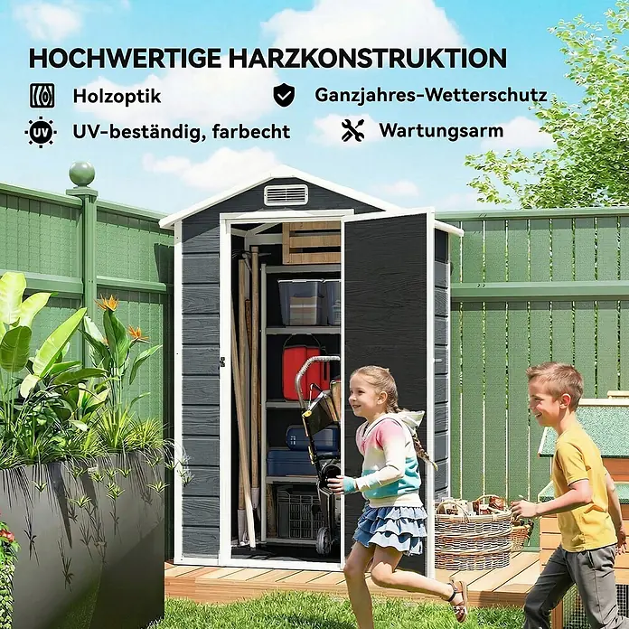 Outsunny Gerätehaus - Außenbreite inkl. Dachüberstand: 128 cm, Außentiefe inkl. Dachüberstand: 104 cm, Aluminium, Grau - Dunkelgrauer Geräteschuppen aus hochwertigem Harz in Holzoptik, wetterfest und wartungsarm, in einem Garten mit Kindern spielend.