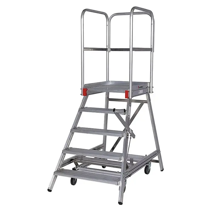 Euroline Arbeitsplattform Premium 515 Mobile Podesttreppe einseitig mit Zentralfeststellung 5 Stufen - Anzahl Tritte: 5 Stk., Aluminium - Mobile Arbeitsplattform aus silbernem Aluminium mit Stufen, Plattform, Geländer und Rollen.