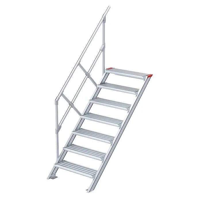 Euroline Außentreppe 510 Treppe 45° 600mm Stufenbreite 7 Stufen Alu gerieft - 60 cm, Anzahl Steigungen: 7 Stk. - Silberne Aluminiumtreppe mit integriertem Geländer, rutschfesten Stufen und roten Sicherheitskappen am oberen Podest.