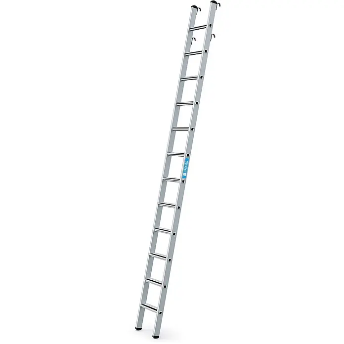 Zarges Mehrzweckleiter Regaleinhängeleiter Saferstep LH mit 12 Stufen - Anzahl Tritte: 12 Stk., Arbeitshöhe: 4.450 m, Aluminium - Silberne Aluminium-ZARGES-Leiter mit schwarzen Füßen und oberen Haken.