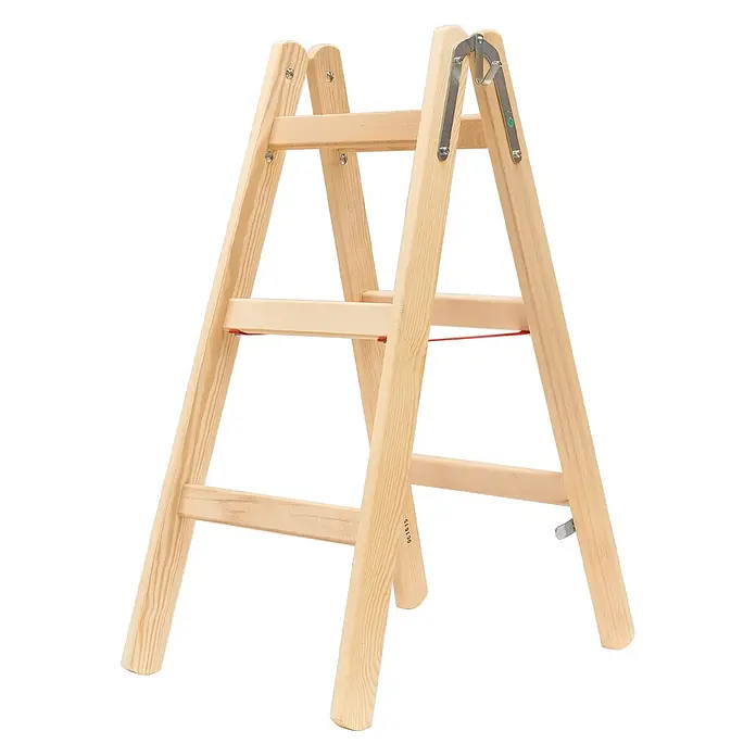 Hymer Stehleiter Holz Sprossenstehleiter mit Eimerhaken 2x3 Sprossen - Anzahl Tritte: 3 Stk., Arbeitshöhe: 2.300 m, Holz - Klappbare Stehleiter aus hellem Naturholz mit Metallscharnieren und roten Sicherheitsseilen.