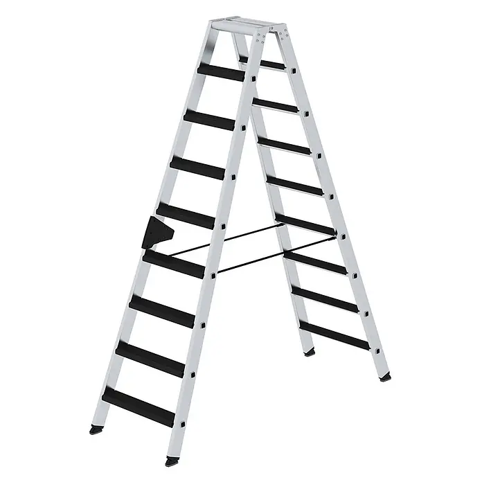 Munk Stehleiter Stehleiter beidseitig begehbar mit relax-step 2x9 Stufen - Anzahl Tritte: 6 Stk., Arbeitshöhe: 2.900 m, Aluminium - Silberne Aluminium-A-Leiter mit schwarzen Anti-Rutsch-Stufen und Stabilisierungsstrebe.