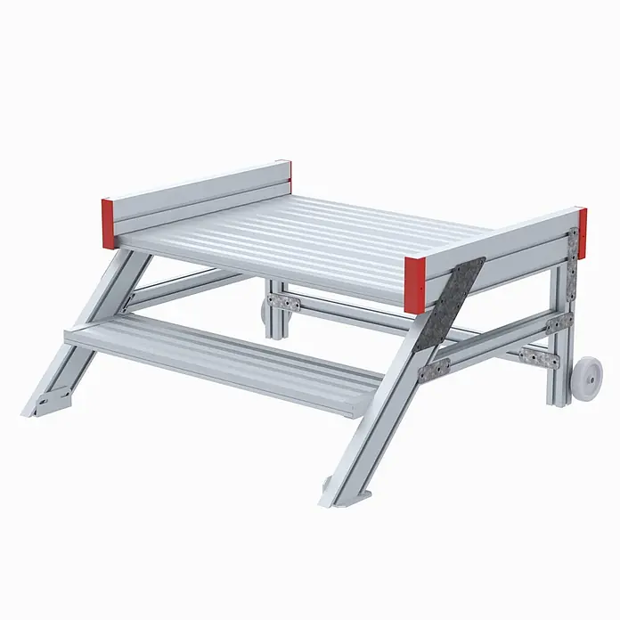 Euroline Treppenpodest 514 Anstieg 45° 1000mm Stufenbreite 2 Stufen Alu gerieft - Anzahl Tritte: 2 Stk., Aluminium - Silberne zweistufige modulare Arbeitsplattform mit roten Endkappen und Rollen für Mobilität.