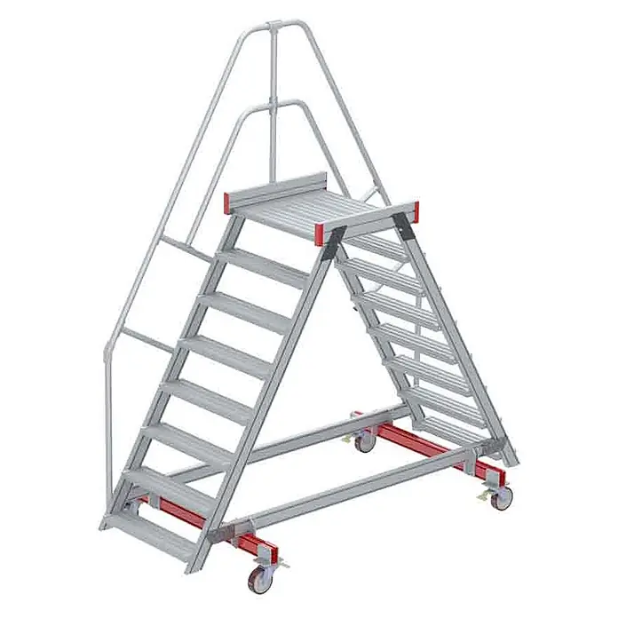 Euroline Treppenpodest 512 mobiler Überstieg 60° Stufenausführung Alu gerieft Stufenbreite 800m -  - Mobile Arbeitsplattform aus silbernem Aluminium mit Stufen, Handläufen und Rollen, mit roten Akzenten.