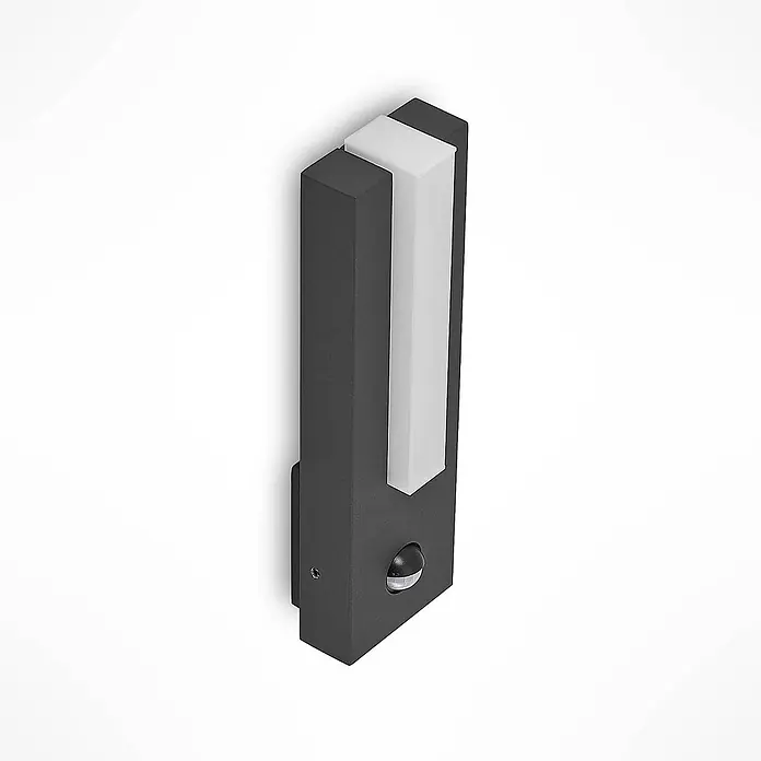 Lucande Außenwandleuchte Virgalia - schwarz, IP54 - Dunkelgraue Wandleuchte mit vertikalem weißem Diffusor und integriertem Bewegungssensor.