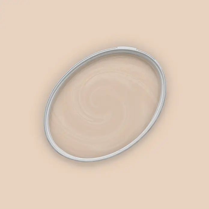 Tadessi Wandfarbe Biskuitbeige - Beige, Matt, 2,5 l - Ovaler silberner Stickrahmen mit hellem beigem gewirbeltem Stoff.