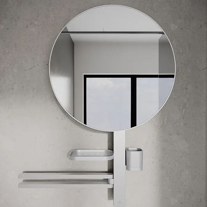 Ideal Standard Alu+ Ablagespiegel - B x H: 640 x 817 mm, Silber - Runder Spiegel mit integrierter hellgrauer Seifenschale, Becher und Handtuchhaltern für Badaufbewahrung.