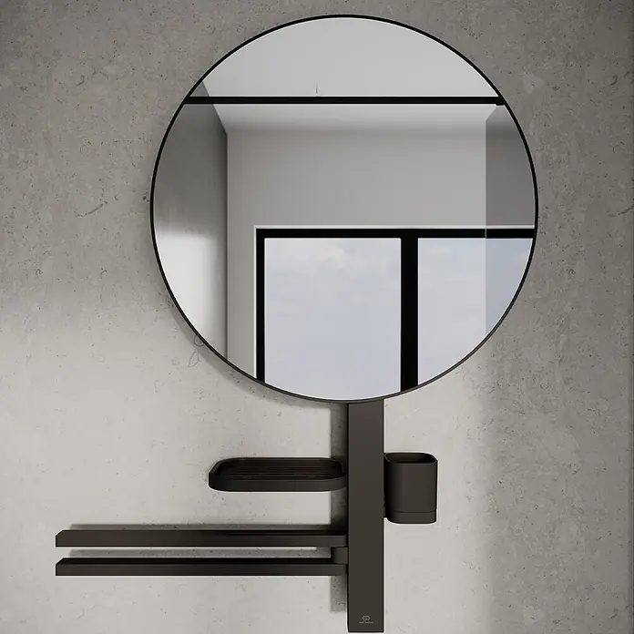 Ideal Standard Alu+ Ablagespiegel - B x H: 640 x 817 mm, Schwarz - Runder Spiegel mit integrierter dunkelbronzefarbener Halterung, zwei Handtuchstangen, Seifenschale und Zahnbürstenhalter.