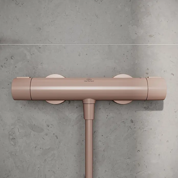 Ideal Standard Alu+ Thermostatarmatur Ceratherm - Breite: 292 mm, Rosé - Roségoldener Ideal Standard Wand-Duschmischer.