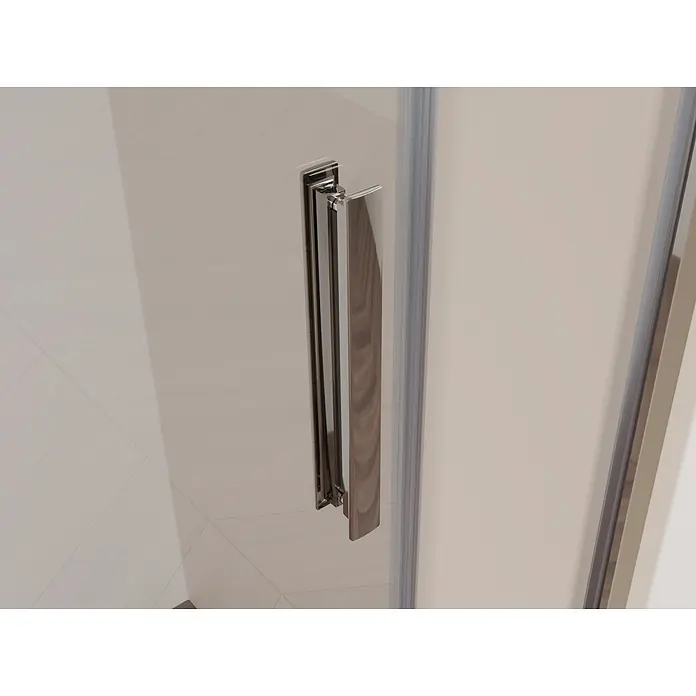 i-flair Dusch-Schiebetür DTNADINEC130CH - Silber, Beschichtet, 8 mm - Rechteckiger Griff aus poliertem Chrom an einer klaren Glasduschtür.