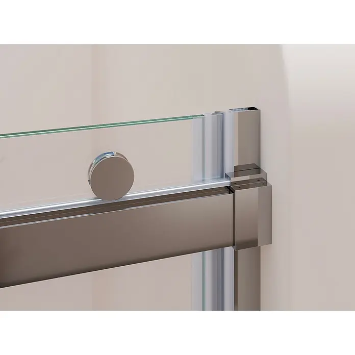 Nischenschiebetür 158,5-160 cm - Höhe: 200 cm, aus durchsichtigem 6 mm Sicherheitsglas -  - Nahaufnahme einer Glasschiebetür für Duschkabinen mit rundem Griff und glänzendem Chromrahmen.