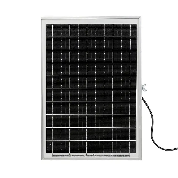 Luxula Solar-Außenwandleuchte LED Solarstrahler - 15 W, L x B x H: 24,9 x 23,2 x 4,8 cm, Schwarz, IP65, 1.650 lm - Rechteckiges Solarpanel mit schwarzen Zellen in silbernem Rahmen und angeschlossenem schwarzem Stromkabel.