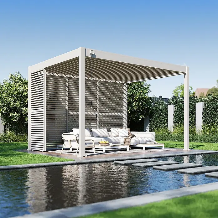 Weide Pergola Seitenwand Lamellenwand Paneel für Weide Pergola Drehbar Sand 113 cm - B x T: 113 x 6 cm, Aluminium - Weiß-graue Aluminium-Pergola mit verstellbaren Lamellenwänden und Dach, als schattiger Outdoor-Wohnbereich am Teich.