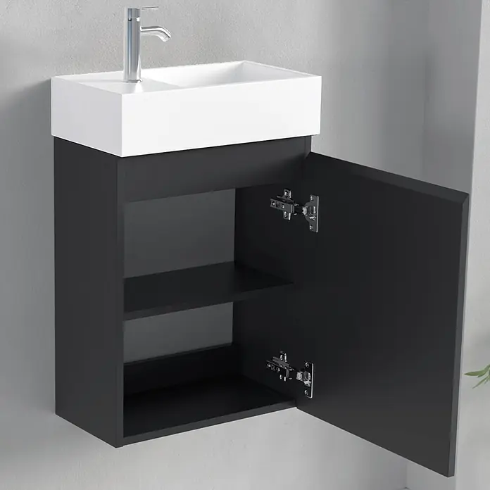 LOMAZOO Badmöbel-Set F01-MZ-W - Gesamtbreite Badmöbel: 40 cm, Mattschwarz - Wandhängender dunkelgrauer Badunterschrank mit weißem Waschbecken, Chromarmatur und geöffneter Schranktür mit Innenregal.