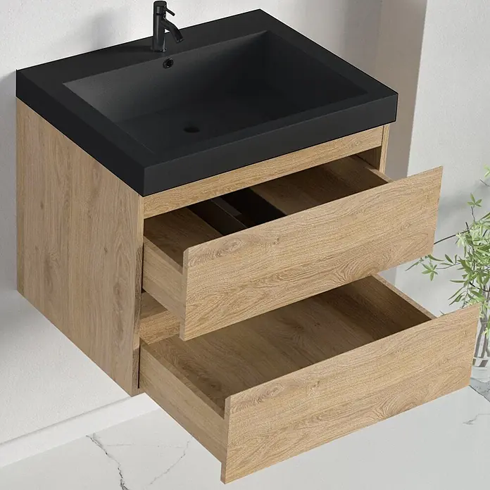 LOMAZOO Badmöbel-Set Avalon 60 cm Eiche hell, Waschbecken Schwarz -  - Wandhängender Waschtischunterschrank mit schwarzem Waschbecken und hellen Holzschubladen, offen.