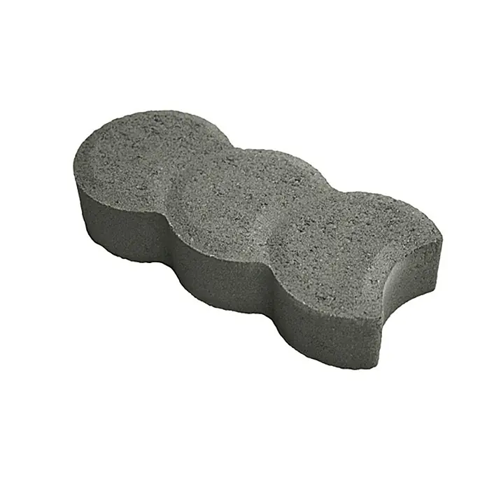 Christoph Mähstein Pali - 22 x 10 x 4,2 cm, Grau, Beton - Ein einzelner grauer Pflasterstein in Hundeform. Das Pflaster ist ideal für die Gestaltung von Wegen und Flächen im Außenbereich.