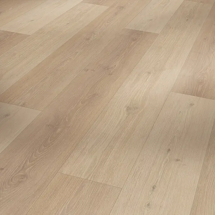 Parador Vinylboden Trendtime 6 - Eiche Natural Mix Grau, Schlossdiele, 2.200 x 216 x 9,6 mm - Heller Holzboden mit diagonal verlegten Dielen, zeigt natürliche Holzmaserung.