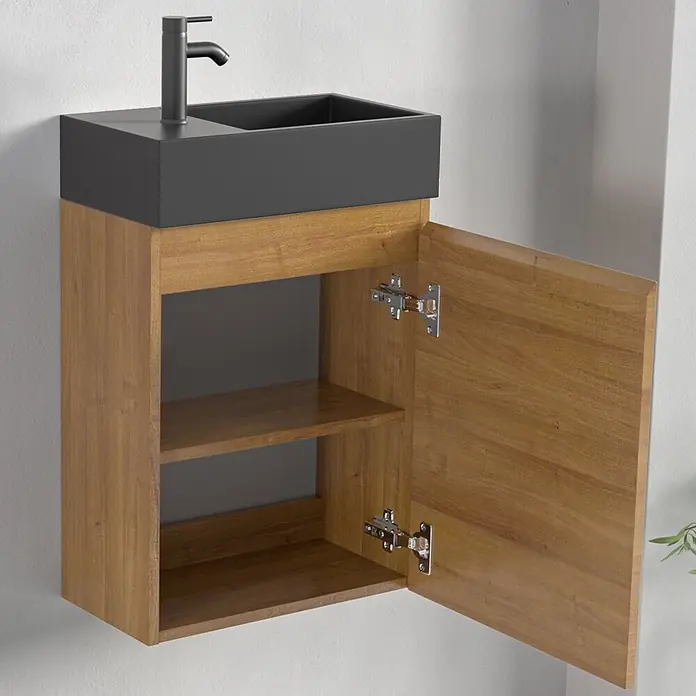 LOMAZOO Badmöbel-Set F01-30052-Z - Gesamtbreite Badmöbel: 40 cm, Warme Eiche - Wandmontierter Waschtischunterschrank mit schwarzem integriertem Waschbecken, schwarzem Wasserhahn und offenem Holzschrank mit zwei Regalen.