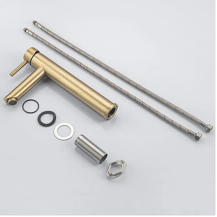 LOMAZOO Waschtischarmatur LMZ-KANDY - Gold - Gebürsteter goldener hoher Waschtischarmatur zerlegt, mit Hauptkörper, zwei geflochtenen Schläuchen und Montageteilen.