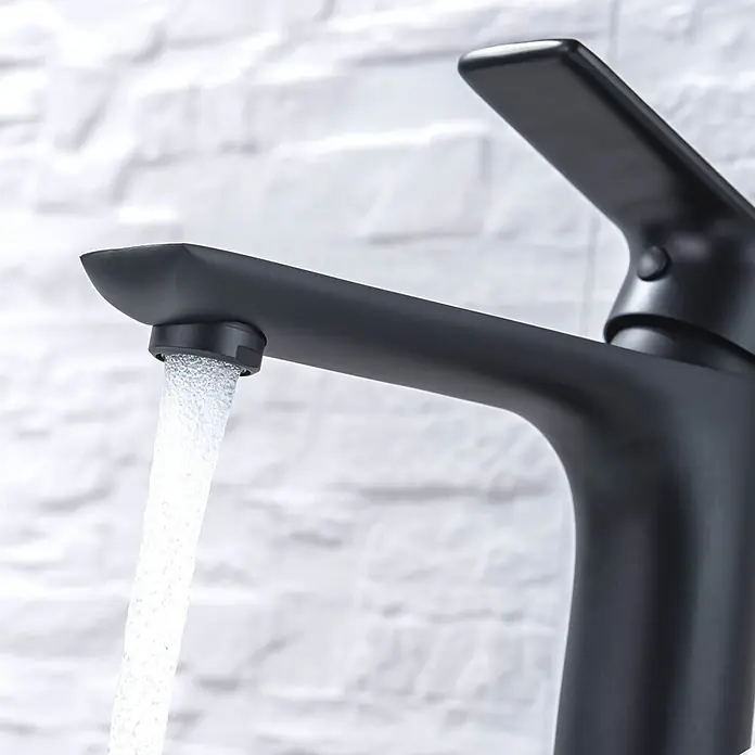 LOMAZOO Waschtischarmatur LMZ-TAURUS - Schwarz - Moderner mattschwarzer Wasserhahn mit fließendem Wasser.