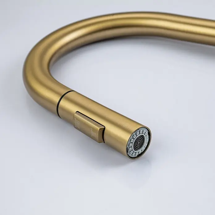 LOMAZOO Spültischarmatur LMZ-SPHINX - Goud - Gebürsteter goldener Küchenhahn mit ausziehbarer Brause und zwei Strahlarten.