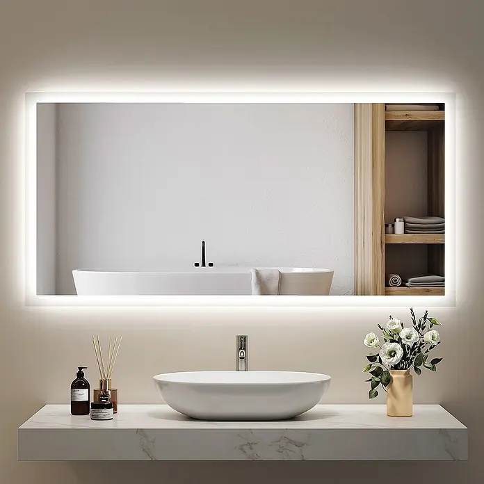 Emke Lichtspiegel Dimlite LM03 - 120 x 60 cm - Rechteckiger Badspiegel mit Hintergrundbeleuchtung und weißem Licht, über einem Waschtisch installiert.