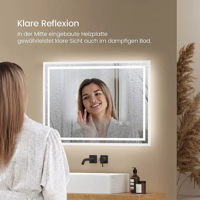 Emke Lichtspiegel Dimlite LM04 - 80 x 60 cm - Rechteckiger LED-Badezimmerspiegel mit integrierter Heizplatte, die trotz Dampf eine klare Reflexion ermöglicht.