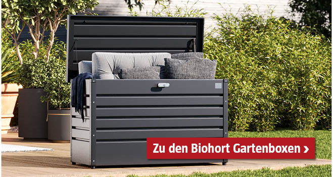 Anthrazit Gartenbox im Garten, mit Kissen befüllt