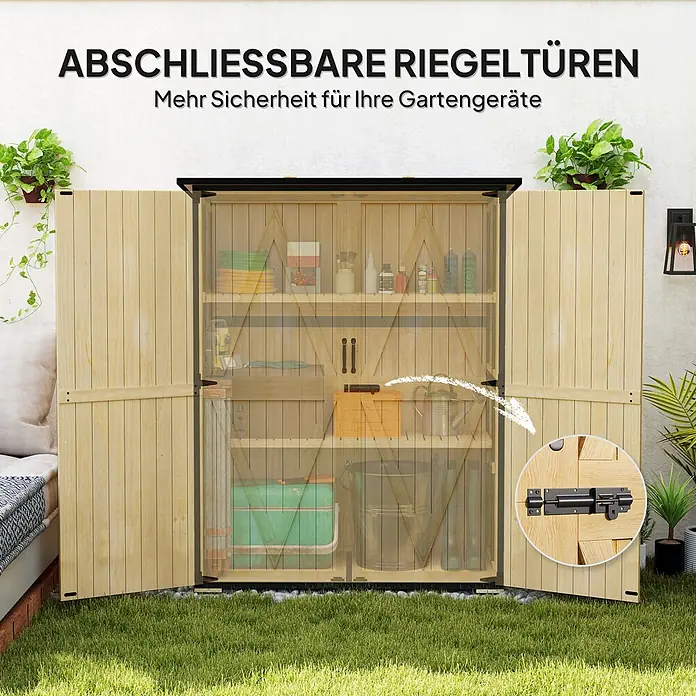 Outsunny Geräteschrank - Außenbreite inkl. Dachüberstand: 140 cm, Außentiefe inkl. Dachüberstand: 74 cm, Holz, Naturholz - Helles Holz-Gartengeräteschuppen mit geöffneten Türen, die Regale zeigen, und einem schwarzen Riegelverschluss für Sicherheit.