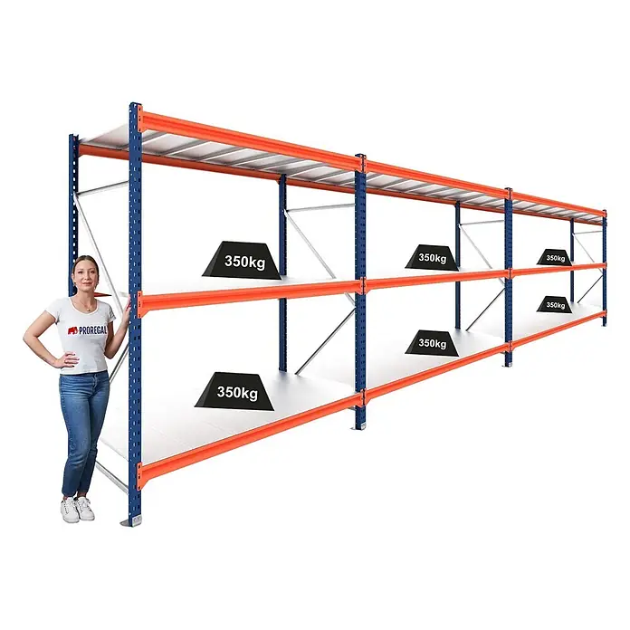 Proregal Schwerlastregal DOMINUS 3er Set mit Stahlplatten - H x B x T: 250 x 195 x 60 cm, Traglast pro Boden: 350 kg, Anzahl Böden: 3 Stk., Stecken, Blau/Orange - Großes blau-orange Schwerlastregal mit mehreren Ebenen, abgebildet mit einer Person zur Größenangabe und 350kg Traglast.