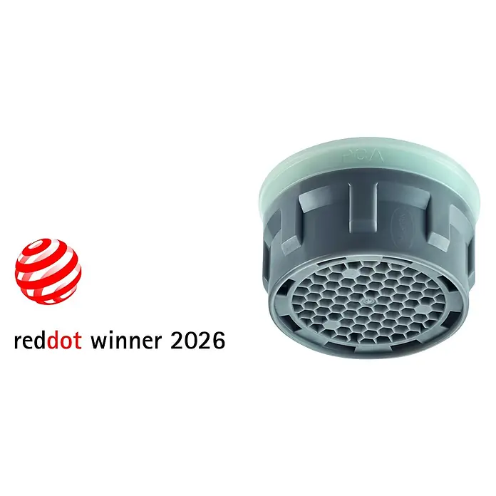 Neoperl Strahlregler Diamond - M24X1 - Grauer Kunststoff-Wasserhahnstrahlregler mit hellgrünem Aufsatz, sechseckigem Gittermuster und Red Dot Winner 2026 Logo.