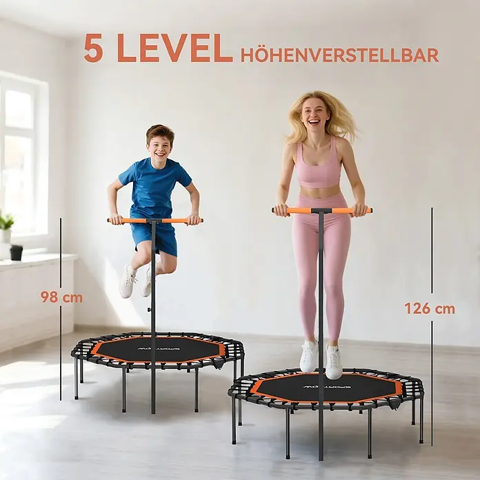 Sportnow Rebounder - Stahl, Schwarz, Orange - Zwei schwarz-orangefarbene Trampoline mit 5-fach höhenverstellbaren Griffen, von einem Kind und einem Erwachsenen benutzt.