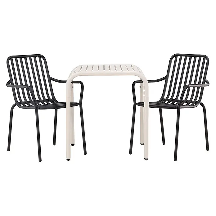 Ebuy24 Gartentisch-Set Borneo - Gesamtumfang: 3 -tlg., L x B x H: 70 x 70 x 75 cm, Ø x H: 70 x 75 cm, Aluminium, Stapelbar - Schwarze Outdoor-Stühle und cremefarbener Gartentisch mit Latten.