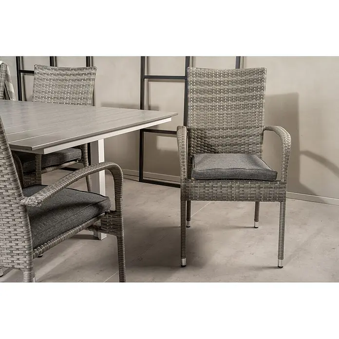Ebuy24 Gartentisch-Set Levels - Gesamtumfang: 9 -tlg., L x B x H: 100 x 160 x 75 cm, Ø x H: 100 x 75 cm, Rattan, Stahl Aintwood, Aluminium, Stapelbar - Esstisch für draußen mit grauen Geflechtstühlen und Kissen.