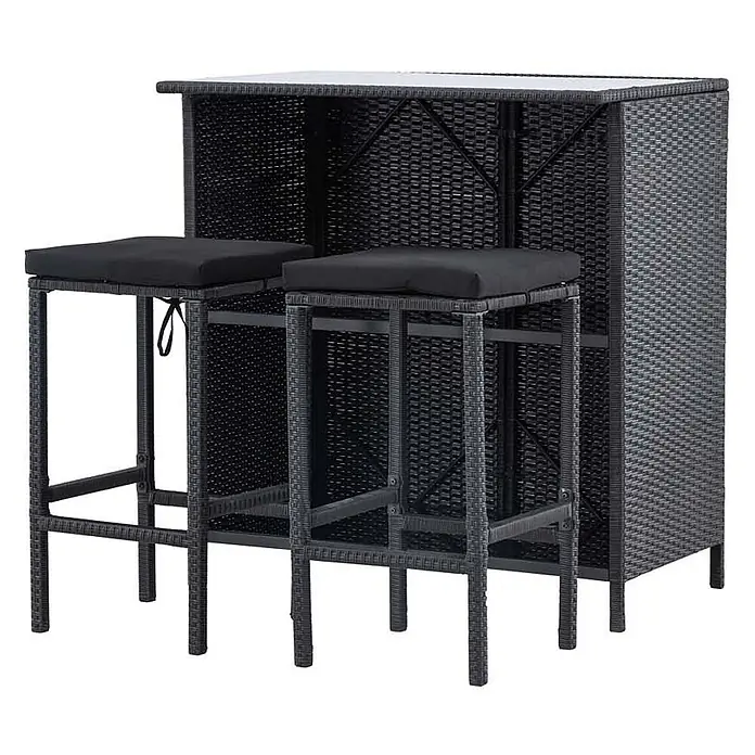 Ebuy24 Gartentisch-Set Knock - Gesamtumfang: 3 -tlg., L x B x H: 60 x 100 x 105 cm, Ø x H: 60 x 105 cm, Korbmöbel, Stapelbar - Schwarze Rattan-Bartischgarnitur mit einem Bartisch und zwei Barhockern mit schwarzen Polstern.