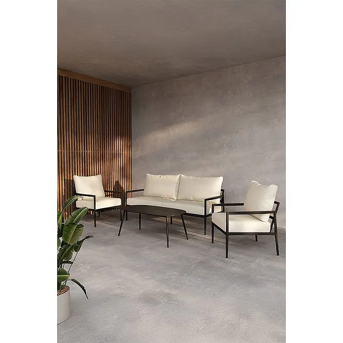 Ebuy24 Loungemöbel-Set Taromina - 4 -tlg., Aluminium, Schwarz - Outdoor-Loungeset mit schwarzen Gestellen und cremefarbenen Kissen: Sofa, zwei Stühle und Couchtisch auf einer Terrasse.