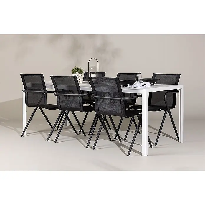 Ebuy24 Gartentisch-Set Break - Gesamtumfang: 7 -tlg., L x B x H: 205 x 90 x 75 cm, Ø x H: 90 x 75 cm, Aintwood Aluminium Textil, Stapelbar - Weißer Gartentisch mit sechs schwarzen Netzstühlen.