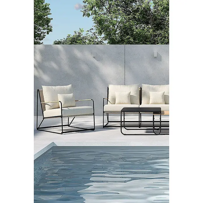 Ebuy24 Loungemöbel-Set Palazzo - 5 -tlg., Stahl, Schwarz - Outdoor-Sitzgruppe mit schwarzen Metallgestellen, hellen Polstern und einem Couchtisch neben einem Pool.