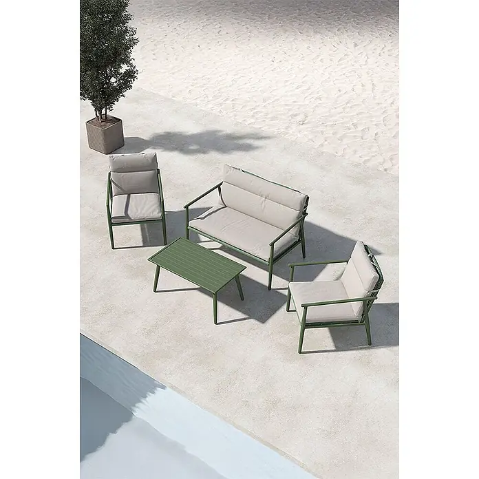 Ebuy24 Loungemöbel-Set Mazzaro - 4 -tlg., Stahl, Grün - Grünes Outdoor-Loungeset aus Metall mit Sofa, zwei Sesseln und Couchtisch, alle mit hellbeigen Kissen.