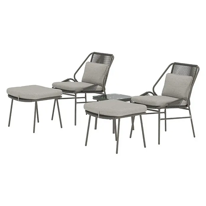 Ebuy24 Loungemöbel-Set Zakynthos - 5 -tlg., Stahl, Braun - Outdoor-Loungeset mit zwei Stühlen, zwei Hockern und einem Tisch. Mit grauem Metallrahmen, geflochtenen Seildetails, hellgrauen Polstern und einer Glasplatte.