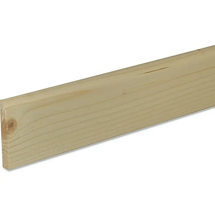 Sockelleiste SF260 - 240 x 1 x 7 cm, Fichte/Kiefer astig - Holzbrett: Ein helles, unbehandeltes Holzbrett mit sichtbarer Maserung und einem Astloch an einem Ende, ideal für Bau- oder Bastelprojekte.